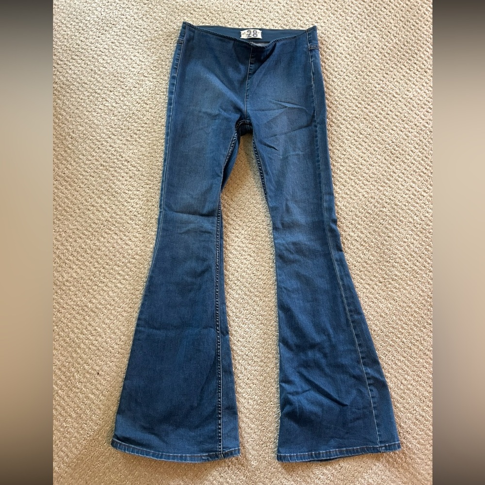 Free People Penny Pull-On Stretch Flare Jeans